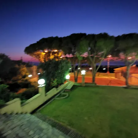 εφχαριστη βιλα με εσωτερικο τζακι Villa Kyparissia